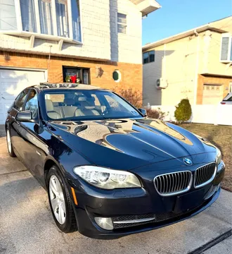 2013 BMW 528i xDrive Sedan