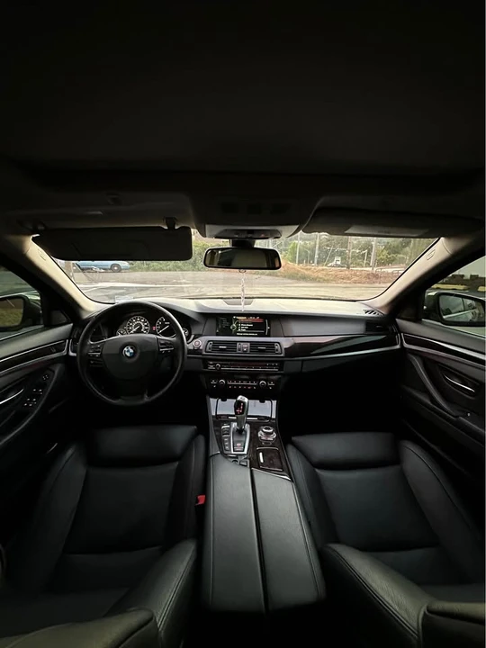2013 BMW F10 5 Series Sedan - Image 14 of 15