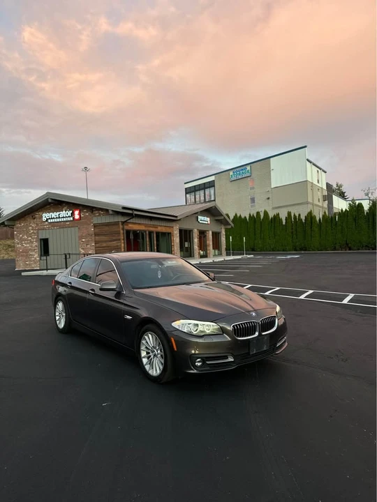 2013 BMW F10 5 Series Sedan - Image 8 of 15