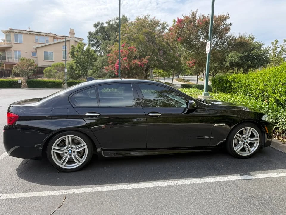 2013 BMW F10 5 Series Sedan - Image 3 of 10