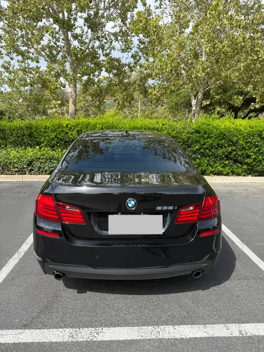2013 BMW F10 5 Series Sedan - Image 4 of 10