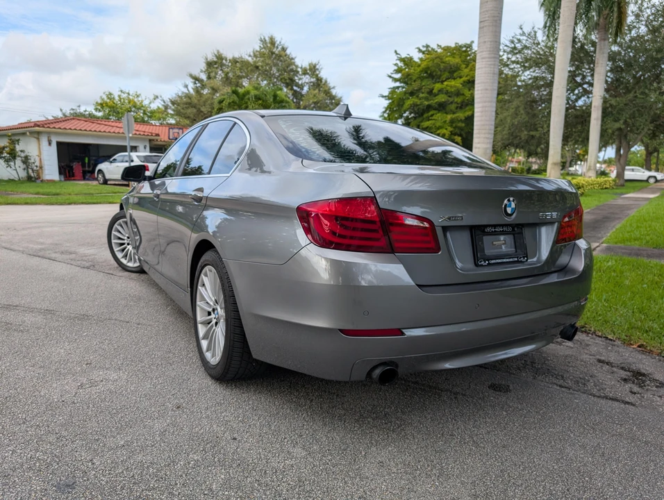2013 BMW F10 5 Series Sedan - Image 11 of 31