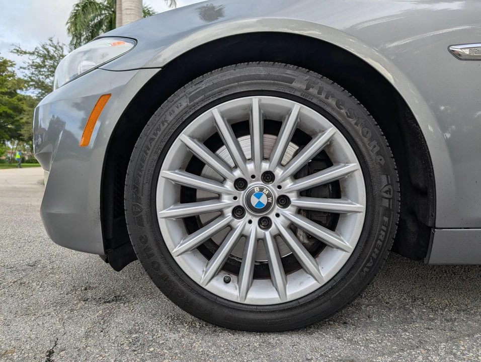 2013 BMW F10 5 Series Sedan - Image 24 of 31