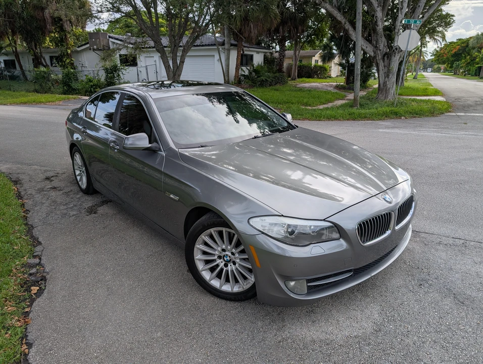 2013 BMW F10 5 Series Sedan - Image 15 of 31