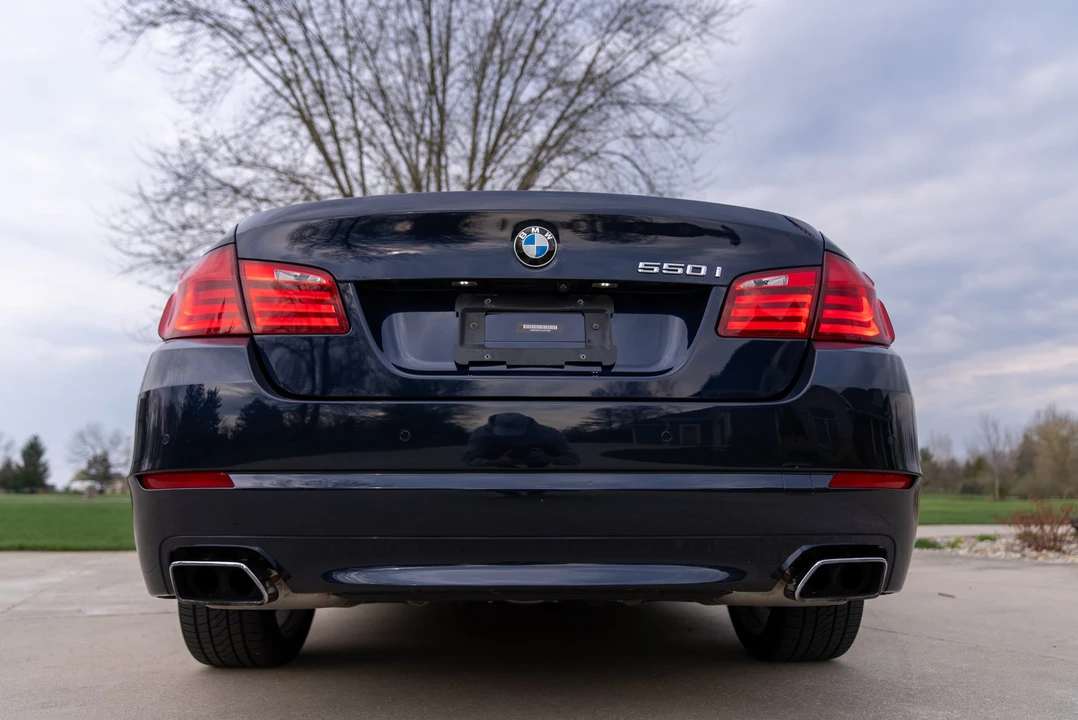 2013 BMW F10 550i & M550d Sedan - Image 31 of 31