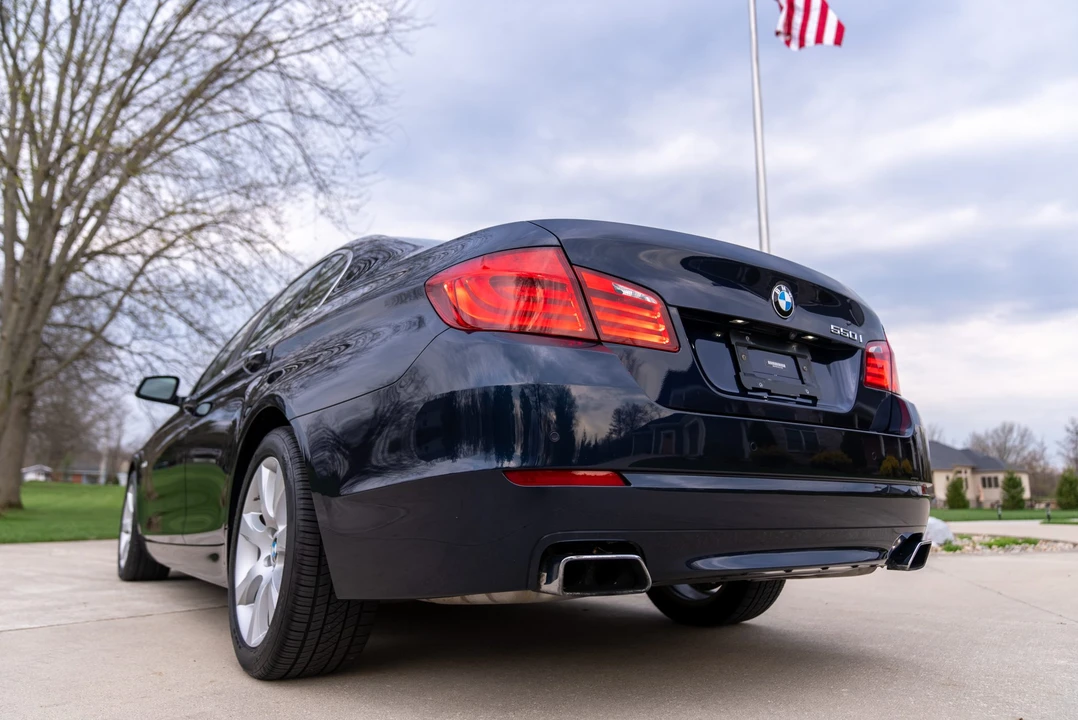 2013 BMW F10 550i & M550d Sedan - Image 28 of 31