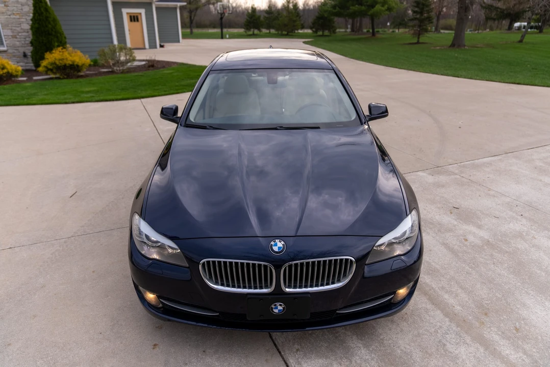 2013 BMW F10 550i & M550d Sedan - Image 9 of 31