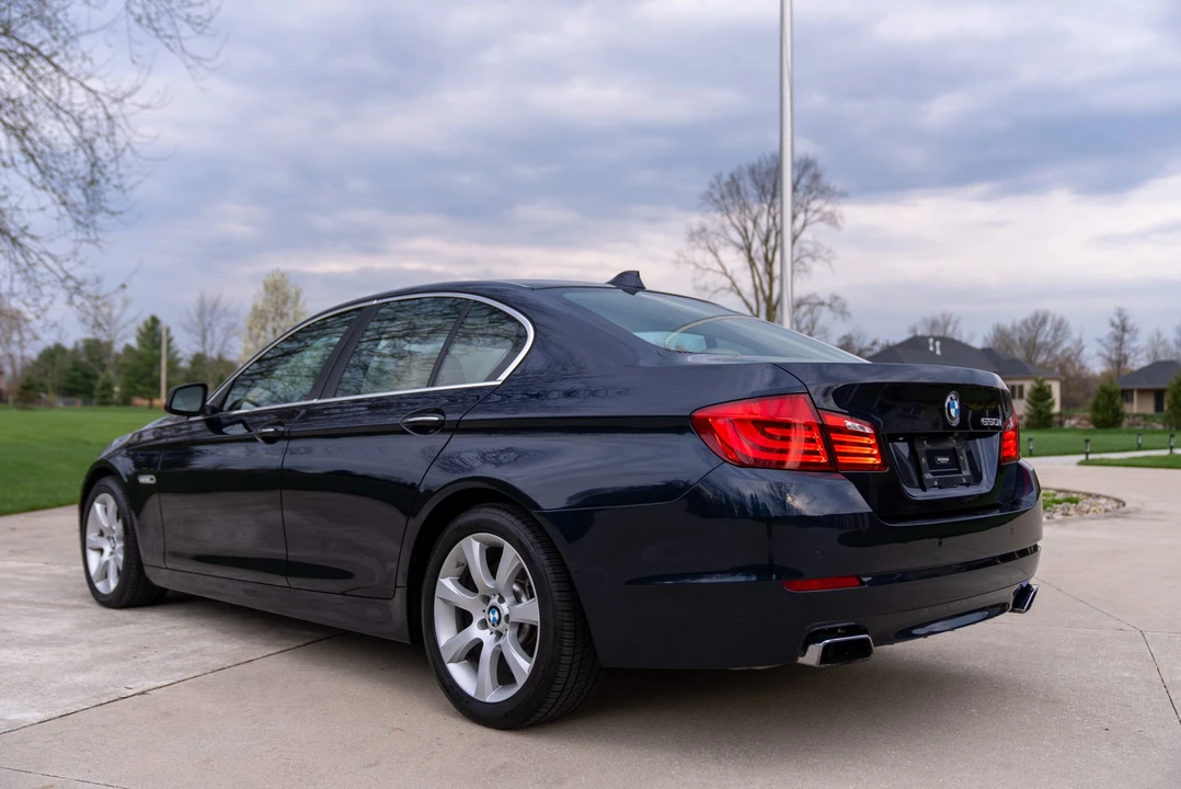 2013 BMW F10 550i & M550d Sedan - Image 24 of 31