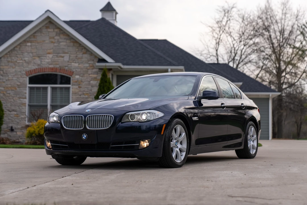 2013 BMW F10 550i & M550d Sedan - Image 16 of 31
