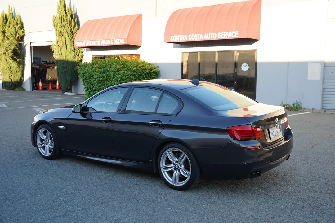2013 BMW F10 550i & M550d Sedan - Image 15 of 31