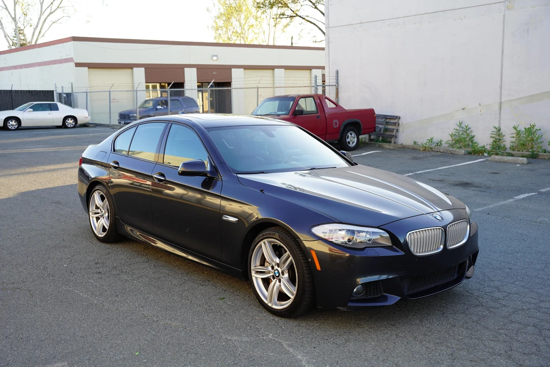 2013 BMW F10 550i & M550d Sedan - Image 27 of 31