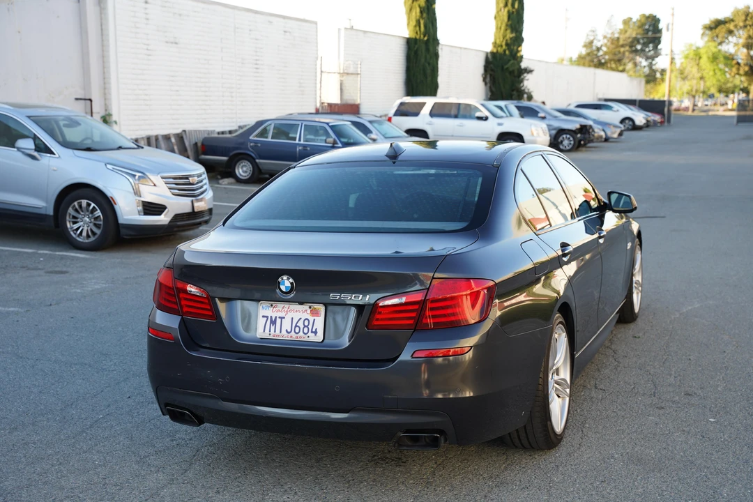 2013 BMW F10 550i & M550d Sedan - Image 21 of 31