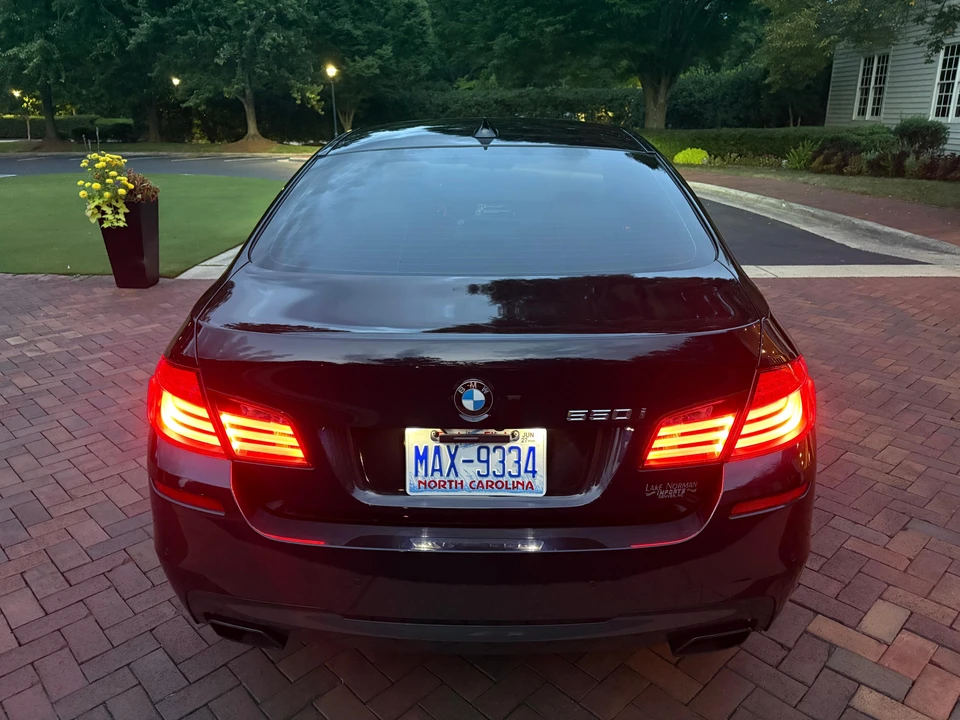2013 BMW F10 550i & M550d Sedan - Image 11 of 31
