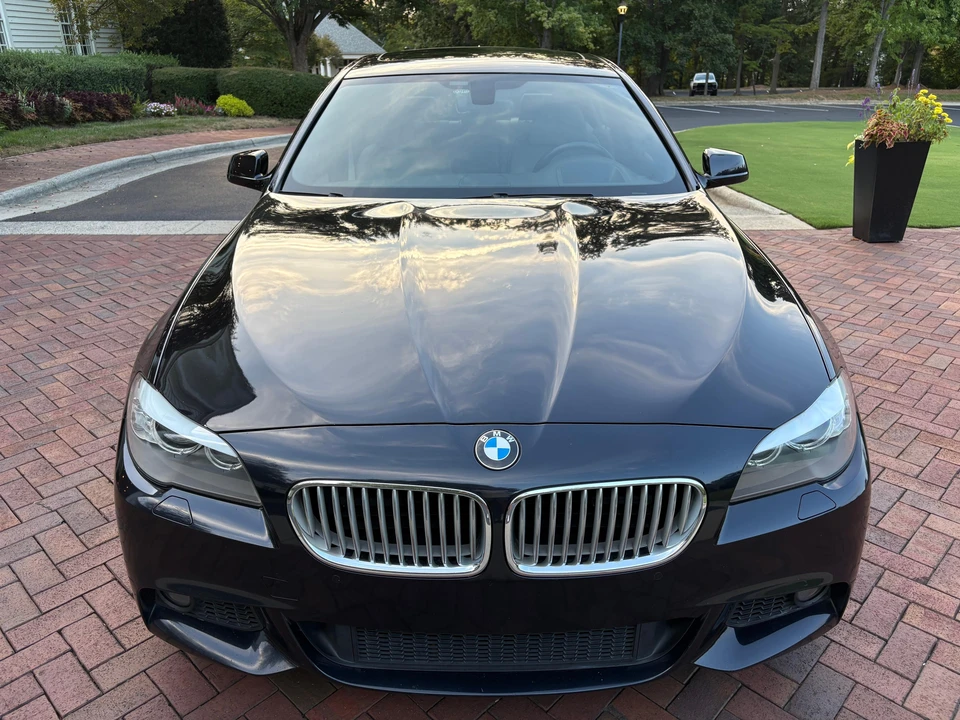 2013 BMW F10 550i & M550d Sedan - Image 6 of 31