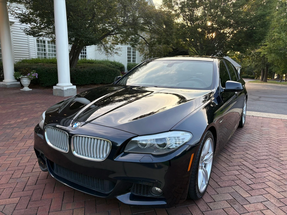 2013 BMW F10 550i & M550d Sedan - Image 7 of 31