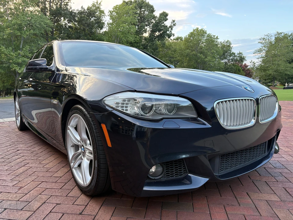2013 BMW F10 550i & M550d Sedan - Image 18 of 31