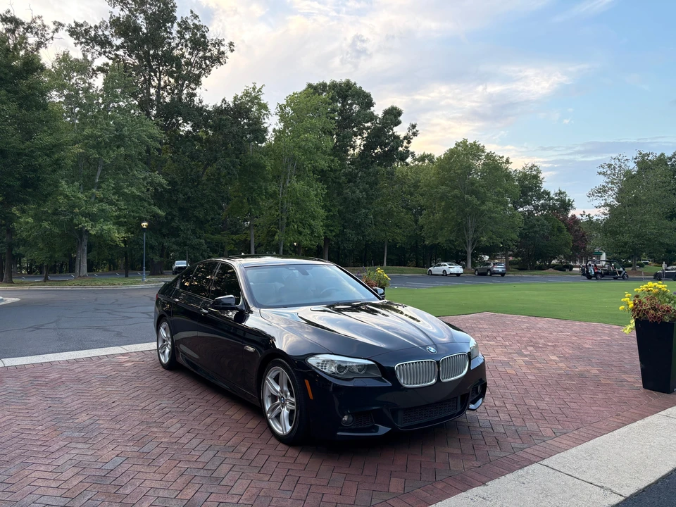 2013 BMW F10 550i & M550d Sedan - Image 16 of 31