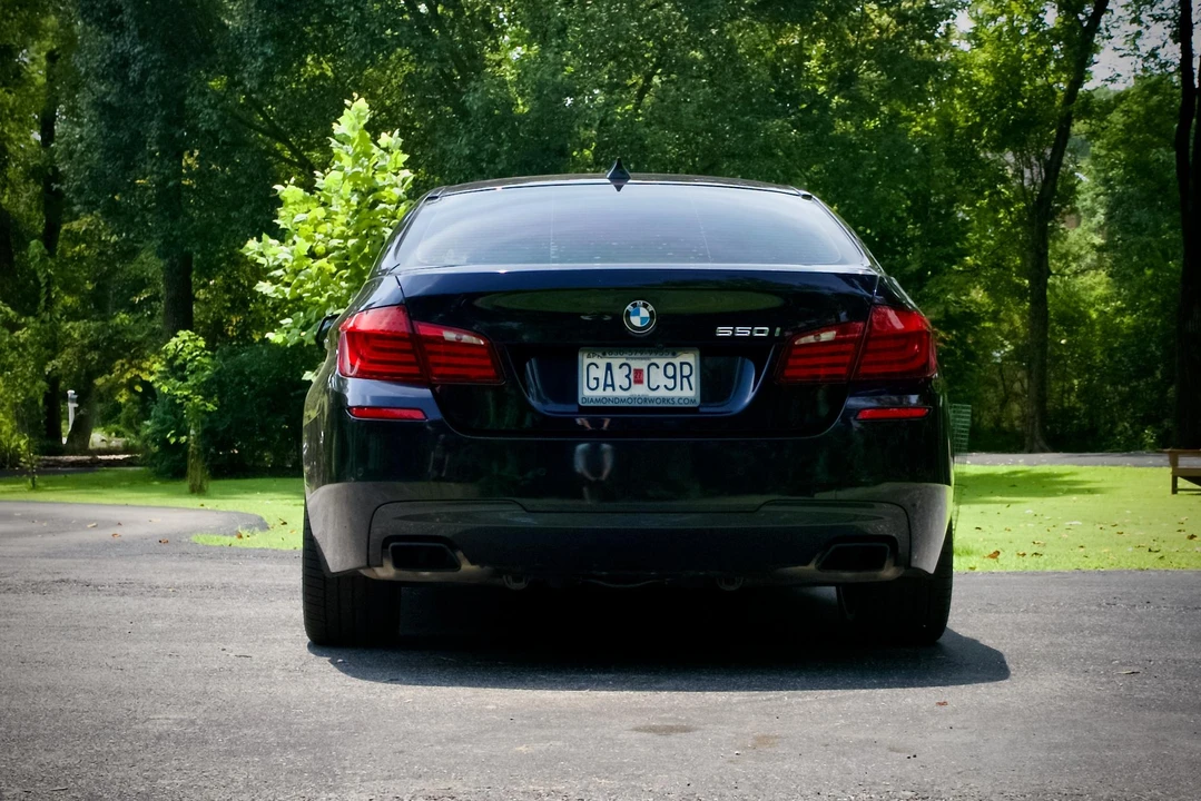 2013 BMW F10 550i & M550d Sedan - Image 5 of 31