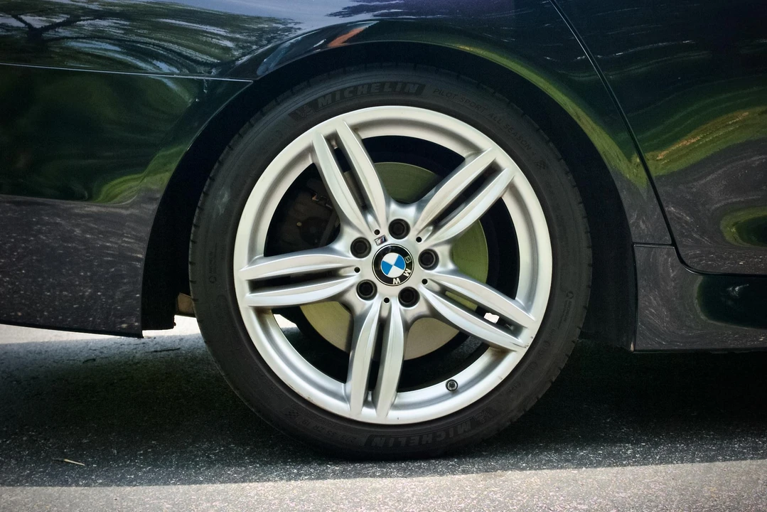 2013 BMW F10 550i & M550d Sedan - Image 30 of 31