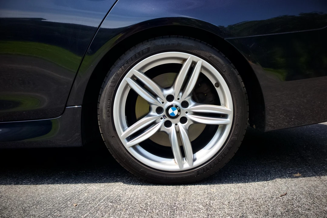 2013 BMW F10 550i & M550d Sedan - Image 29 of 31