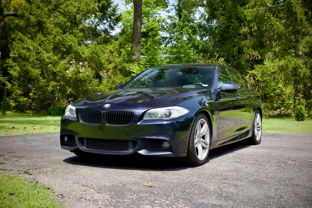 2013 BMW F10 550i & M550d Sedan - Image 7 of 31