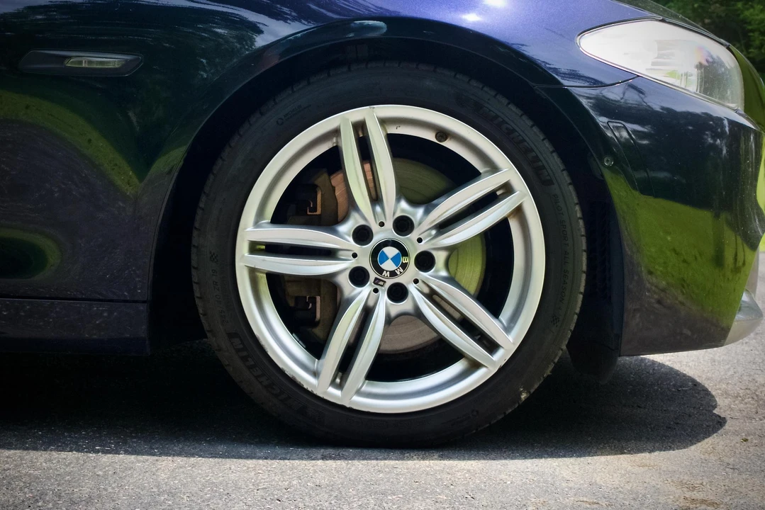 2013 BMW F10 550i & M550d Sedan - Image 31 of 31