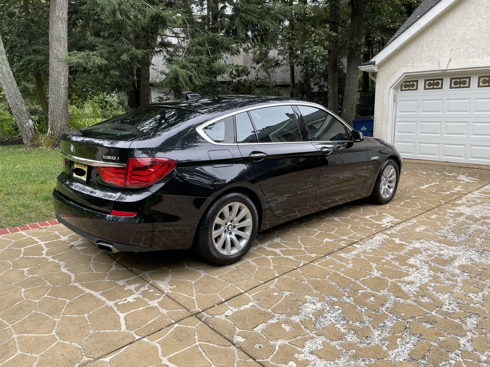 2013 BMW 5 Series - Image 8 of 31
