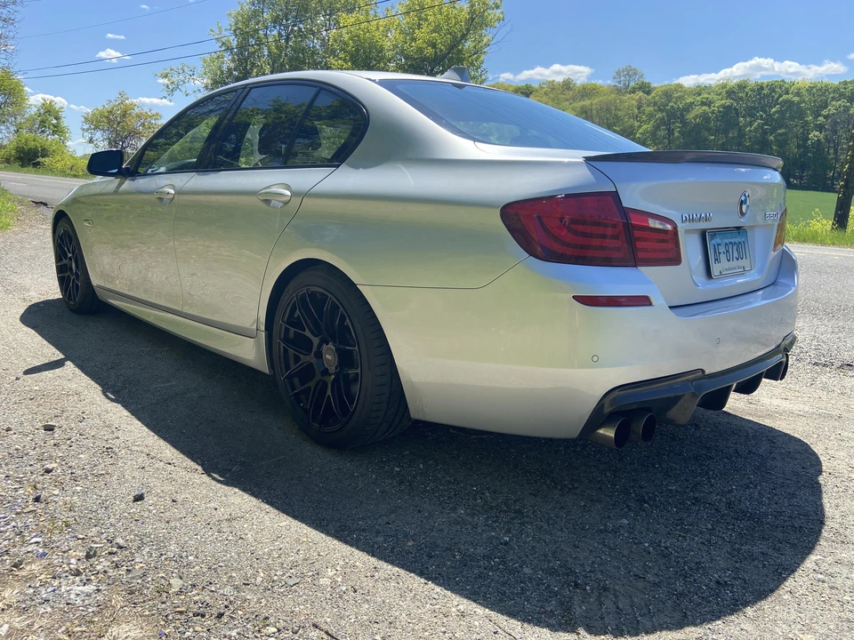 2013 BMW F10 550i & M550d Sedan - Image 13 of 31