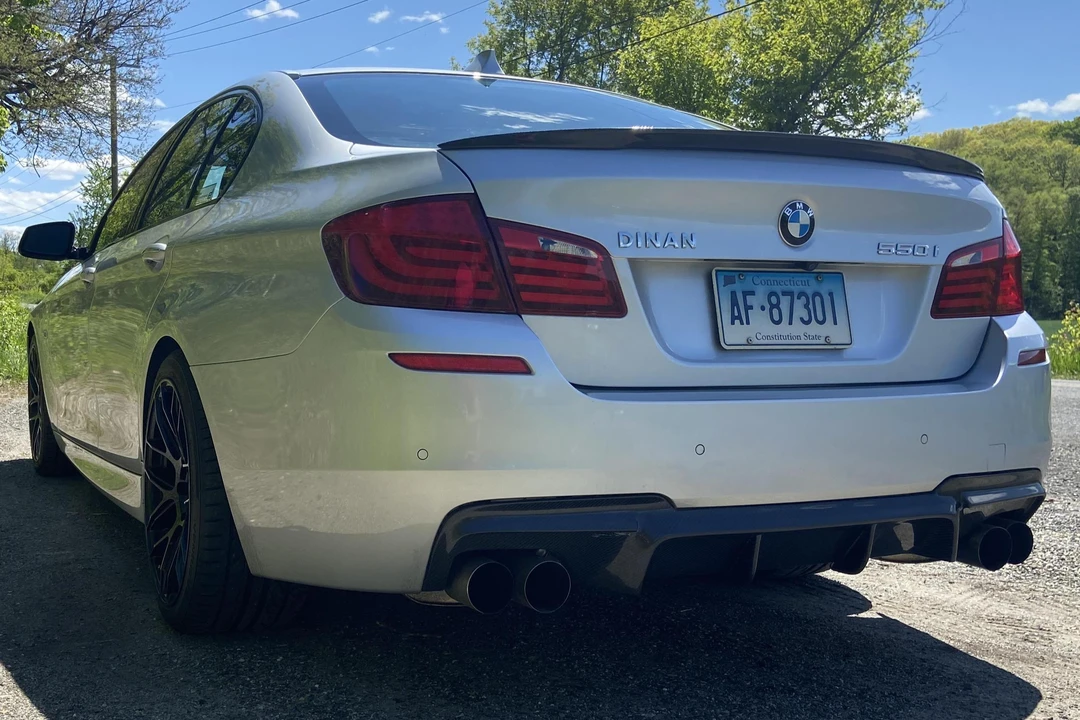 2013 BMW F10 550i & M550d Sedan - Image 4 of 31