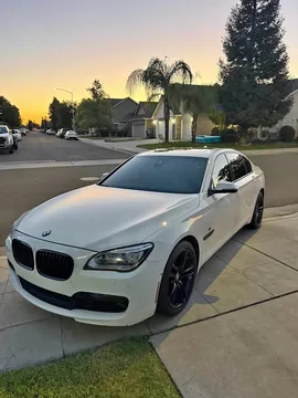2013 BMW 7 Series 740i Sedan 4D
