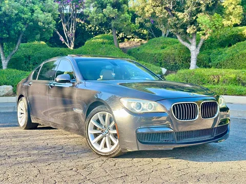 2013 BMW 7 Series 750Li Sedan 4D