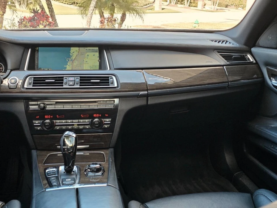2013 BMW F01/F02 7 Series - Image 15 of 21