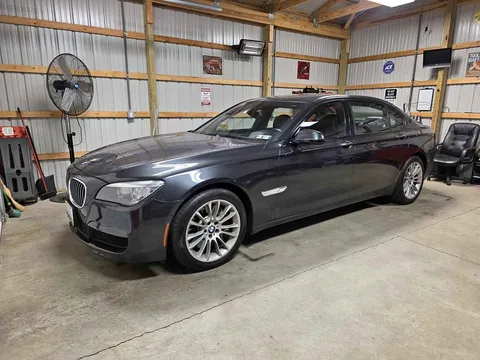 2013 BMW 750Li xDrive Sedan 4D