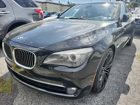 2013 BMW 7 Series 750i Sedan 4D