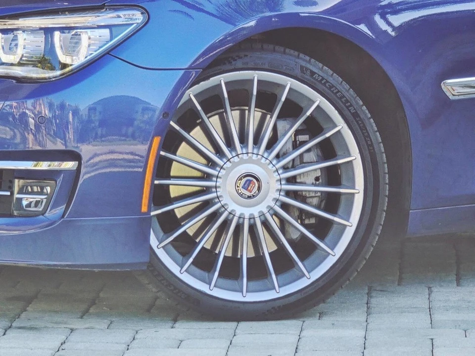 2013 BMW Alpina B7 - Image 3 of 21