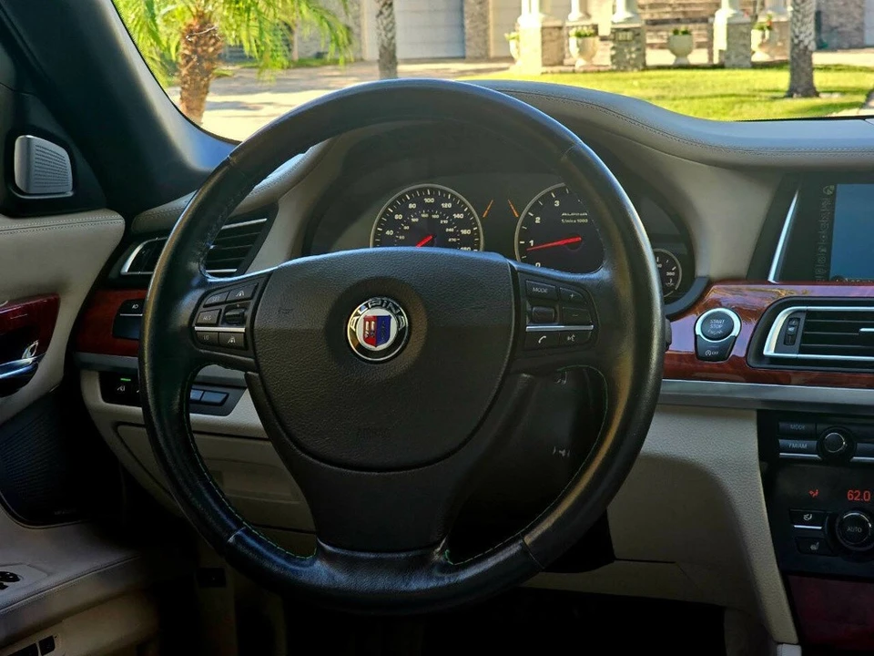 2013 BMW Alpina B7 - Image 10 of 21