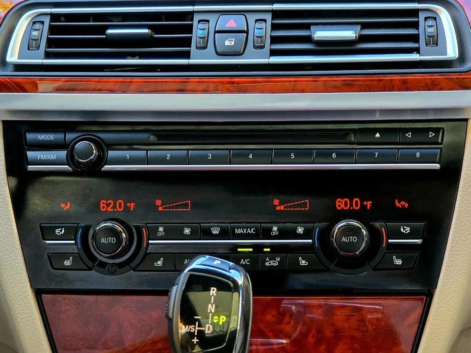 2013 BMW Alpina B7 - Image 15 of 21