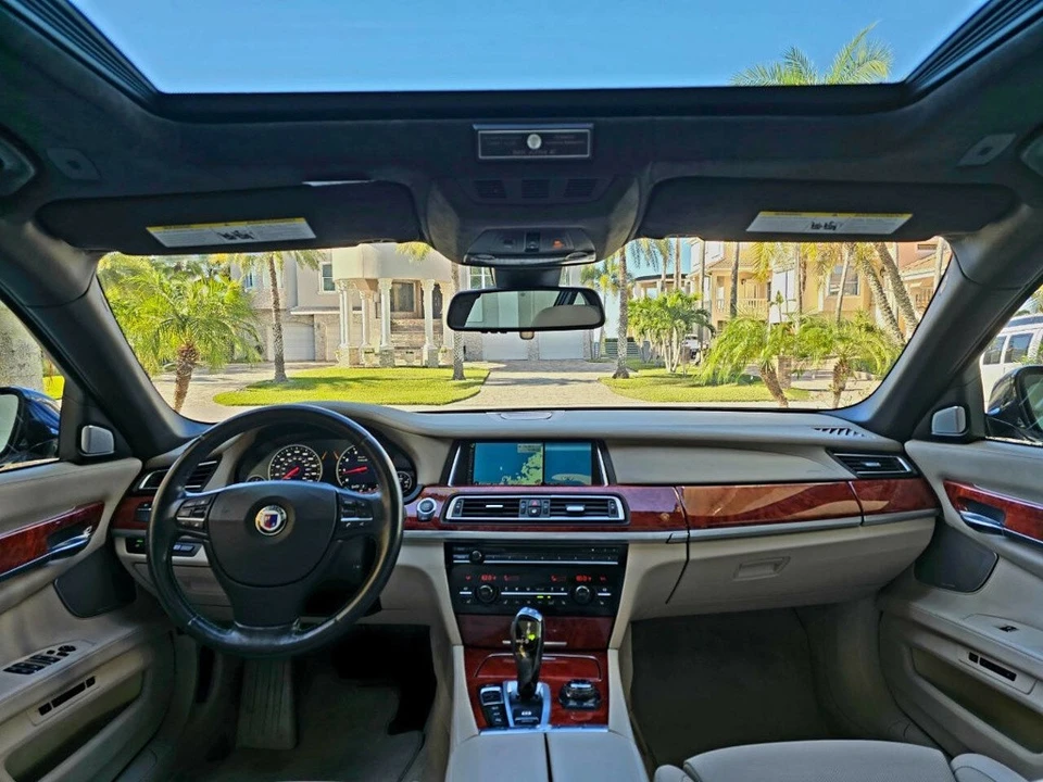 2013 BMW Alpina B7 - Image 9 of 21