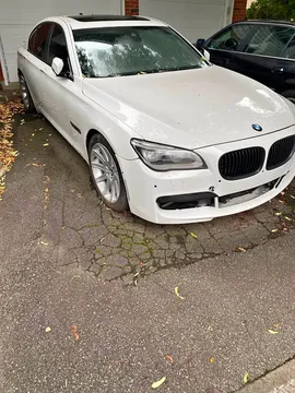 2013 BMW 750i