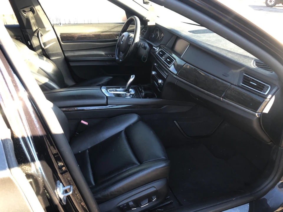 2013 BMW F01/F02 7 Series - Image 15 of 20