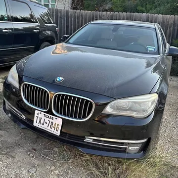 2013 BMW 7 Series 740i Sedan