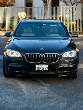 2013 BMW 7 Series 740i Sedan