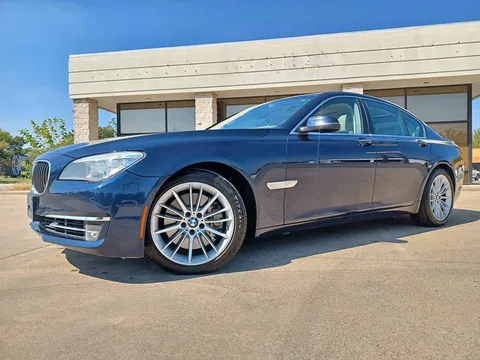 2013 BMW 750i xDrive Sedan