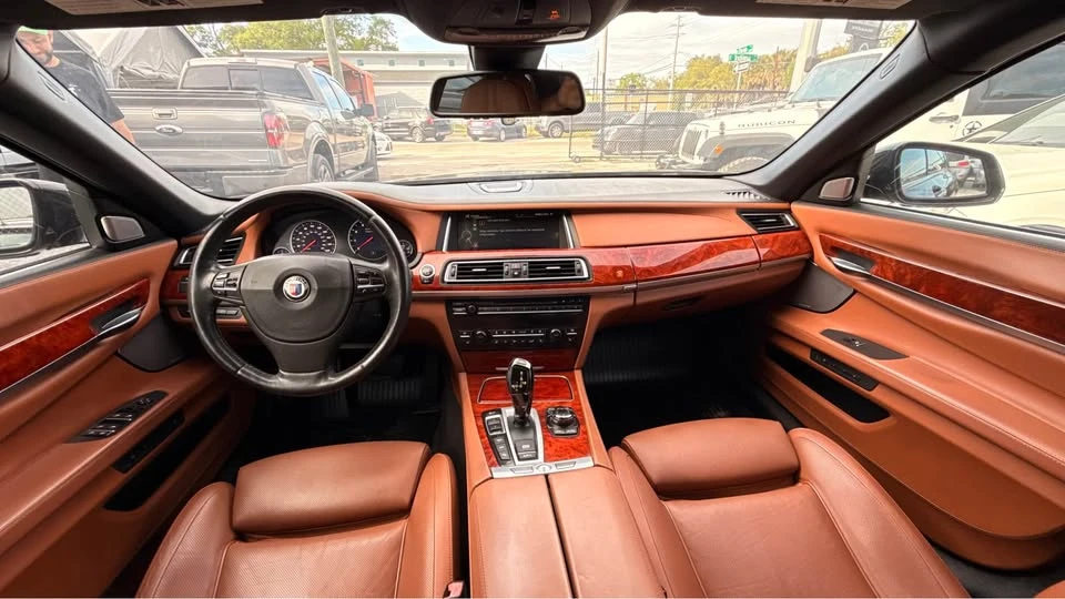 2013 BMW Alpina B7 - Image 13 of 16