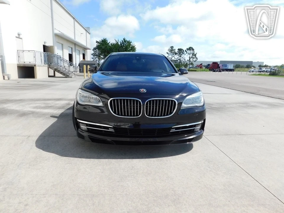 2013 BMW Alpina B7 - Image 3 of 12