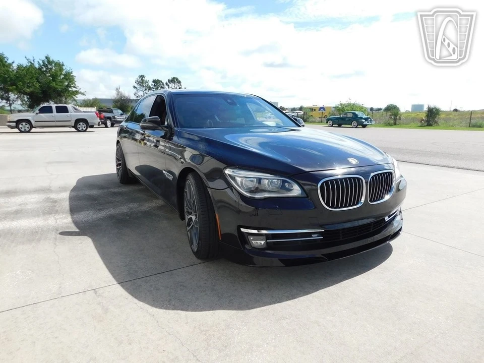 2013 BMW Alpina B7 - Image 11 of 12