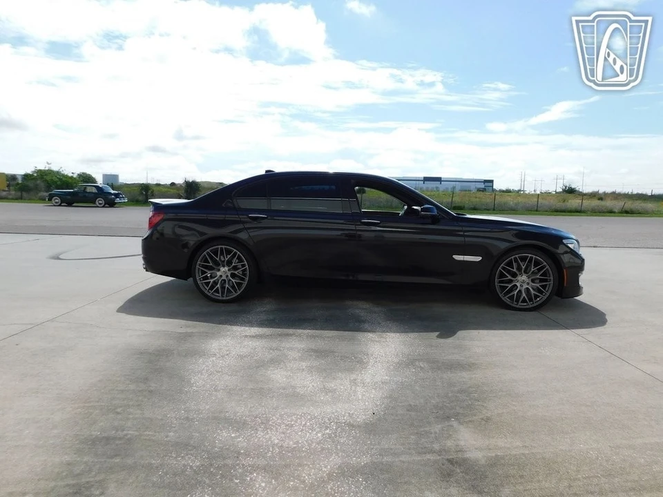 2013 BMW Alpina B7 - Image 4 of 12