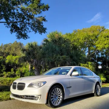 2013 BMW 750Li