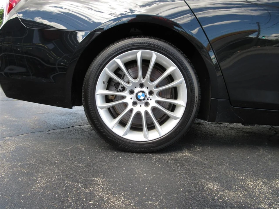 2013 BMW F01/F02 750i & 760Li Sedan - Image 21 of 31