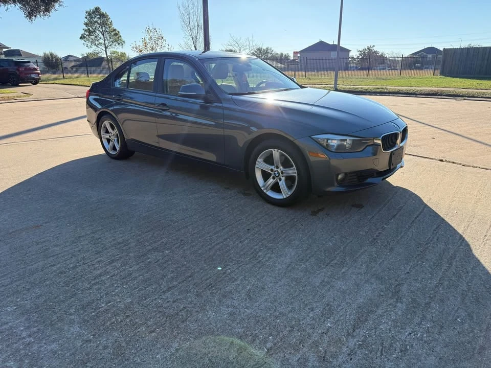 2013 BMW 8 Series - Image 7 of 11